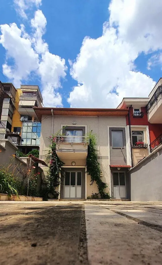 A Cheerful Villa With Free Parking Space location